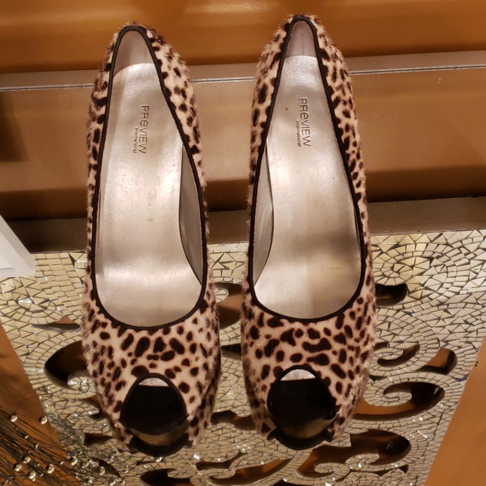 Leopard calf hair heels!